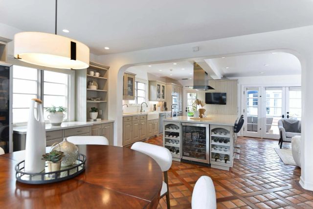 438 Sea Lane, La Jolla, CA 92037