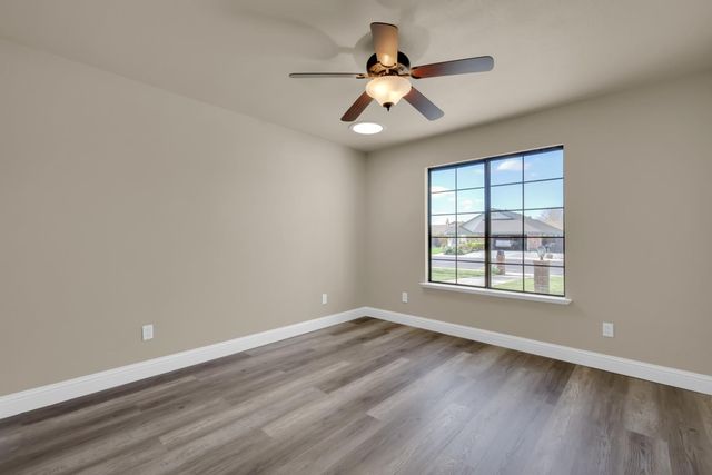 207 Country Club Dr, Colusa, CA 95932