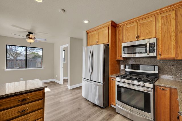 207 Country Club Dr, Colusa, CA 95932