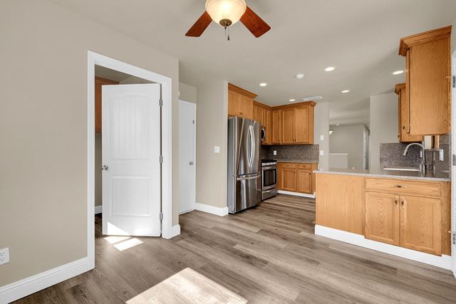 207 Country Club Dr, Colusa, CA 95932