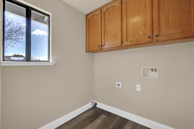 207 Country Club Dr, Colusa, CA 95932