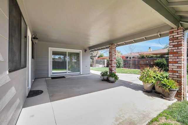 207 Country Club Dr, Colusa, CA 95932