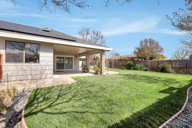 207 Country Club Dr, Colusa, CA 95932
