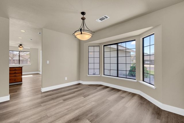 207 Country Club Dr, Colusa, CA 95932