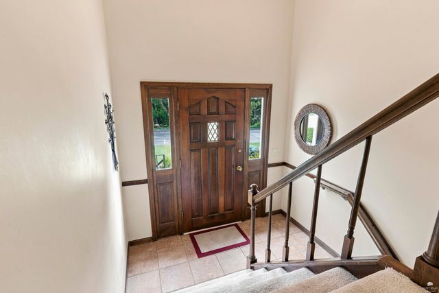 3015 Tamarak Drive, Manhattan, KS 66503