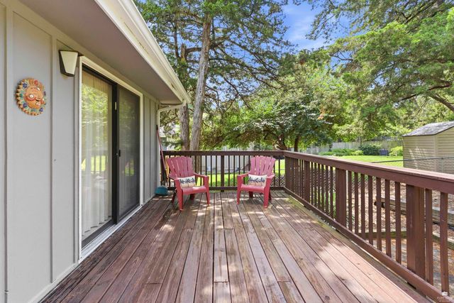 3015 Tamarak Drive, Manhattan, KS 66503