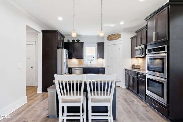 1612 Lizzie Lou Court, Hope Mills, NC 28348