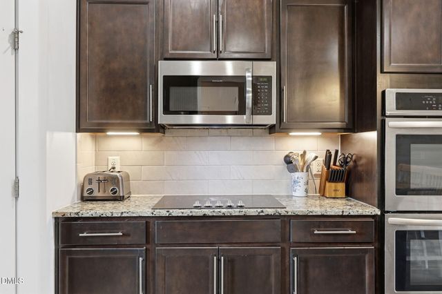1612 Lizzie Lou Court, Hope Mills, NC 28348