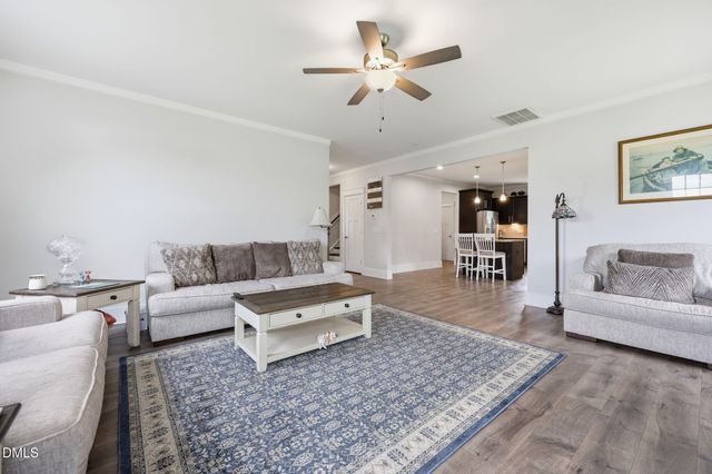 1612 Lizzie Lou Court, Hope Mills, NC 28348