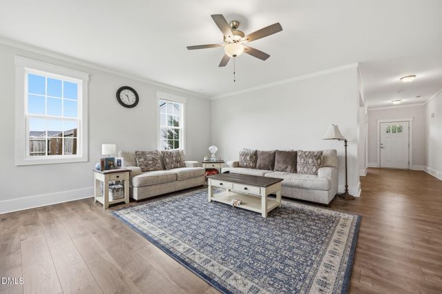 1612 Lizzie Lou Court, Hope Mills, NC 28348