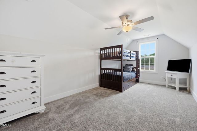 1612 Lizzie Lou Court, Hope Mills, NC 28348
