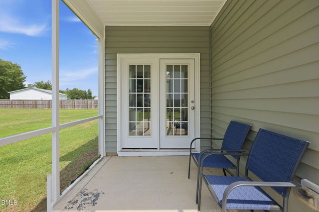 1612 Lizzie Lou Court, Hope Mills, NC 28348