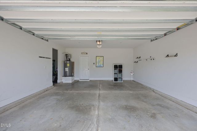 1612 Lizzie Lou Court, Hope Mills, NC 28348