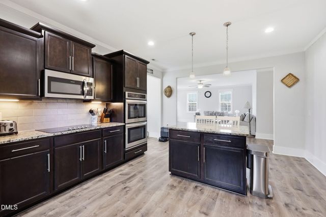 1612 Lizzie Lou Court, Hope Mills, NC 28348