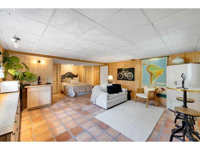 53461 SAFE Rd, Bandon, OR 97411