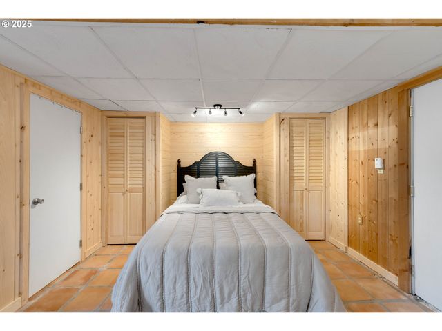 53461 SAFE Rd, Bandon, OR 97411