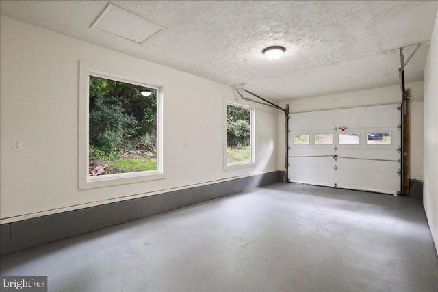 143 ZINN WAY, Linden, VA 22642