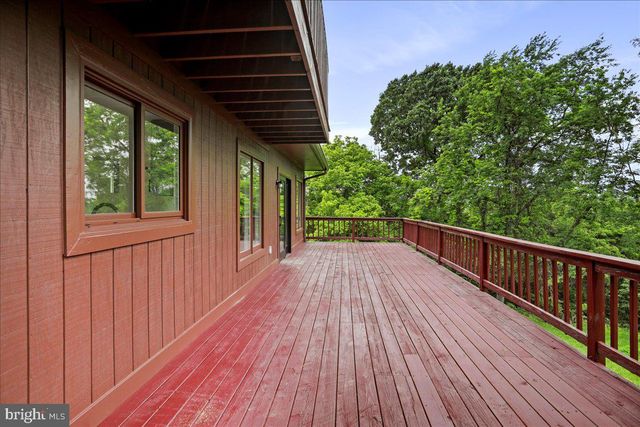 143 ZINN WAY, Linden, VA 22642