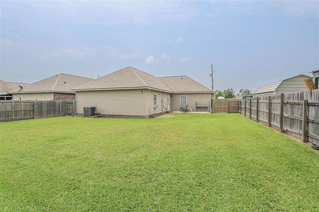 2439 Augustine Street, Sulphur, LA 70663