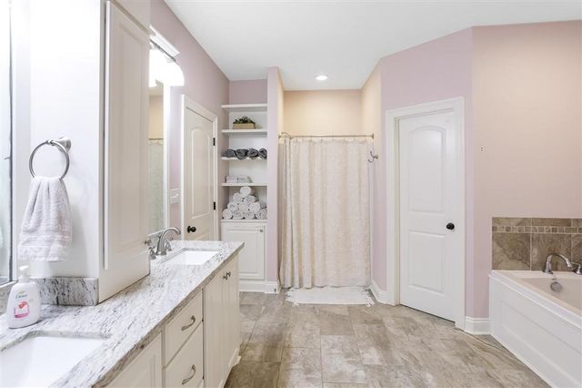 2439 Augustine Street, Sulphur, LA 70663