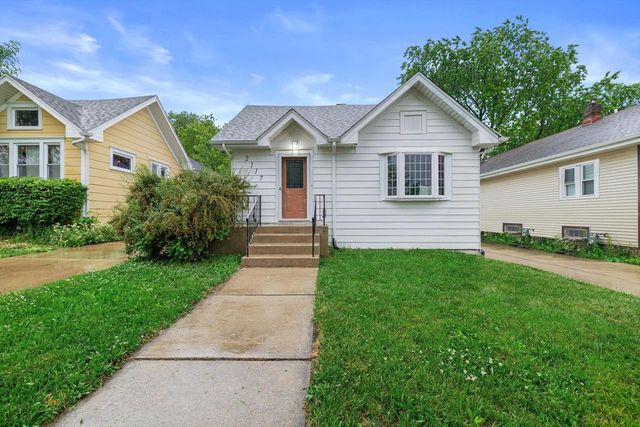 2117 Indiana STREET, Racine, WI 53405