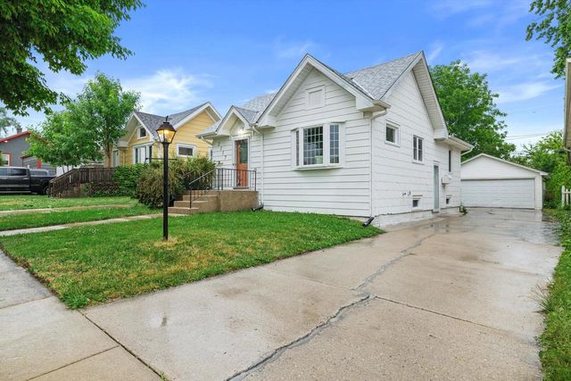 2117 Indiana STREET, Racine, WI 53405