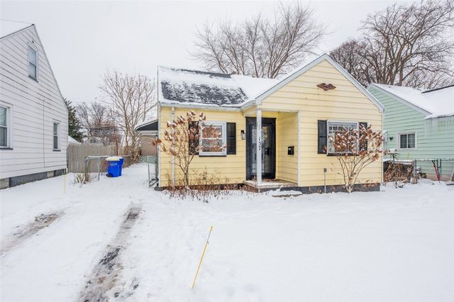 157 Leonard Road, Greece, NY 14616