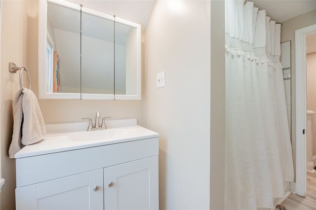 157 Leonard Road, Greece, NY 14616