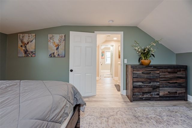 157 Leonard Road, Greece, NY 14616