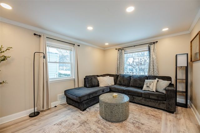 157 Leonard Road, Greece, NY 14616