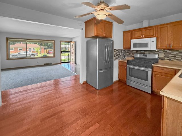 334 Hickory Street, Chicago Heights, IL 60411