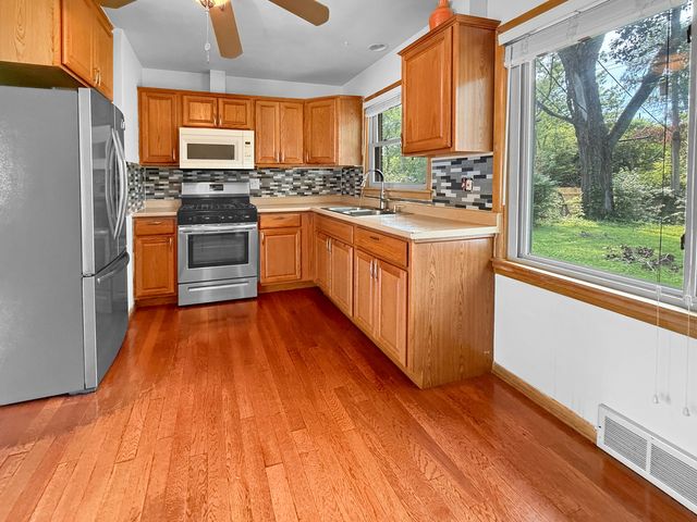 334 Hickory Street, Chicago Heights, IL 60411