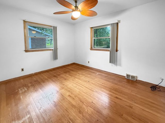 334 Hickory Street, Chicago Heights, IL 60411