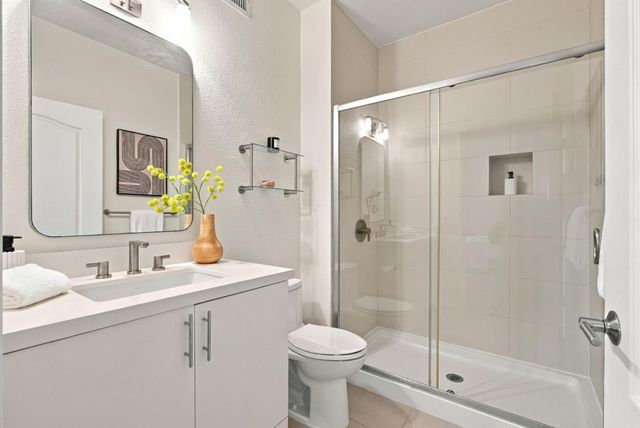880 Meridian Bay Lane 114, Foster City, CA 94404
