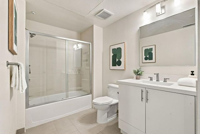 880 Meridian Bay Lane 114, Foster City, CA 94404