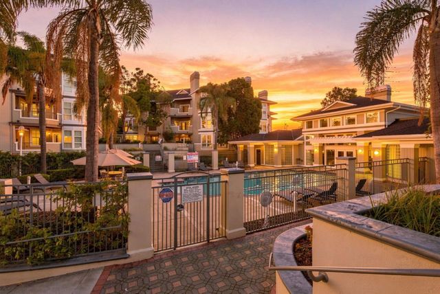 880 Meridian Bay Lane 114, Foster City, CA 94404