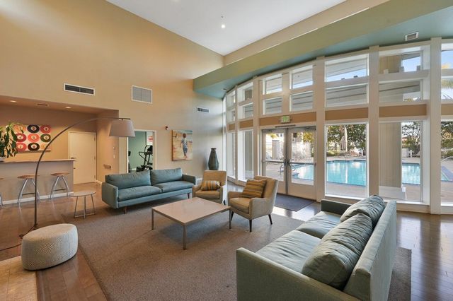 880 Meridian Bay Lane 114, Foster City, CA 94404