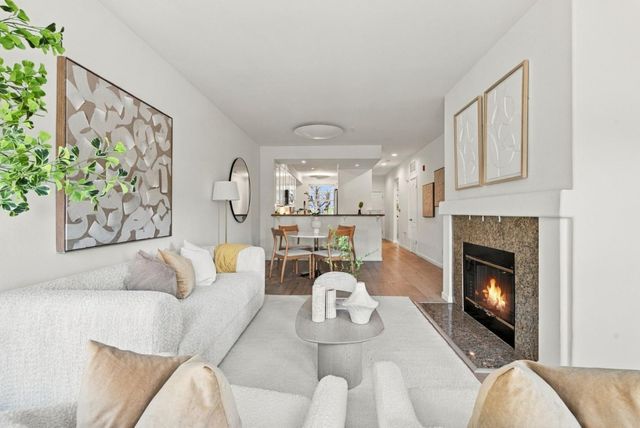 880 Meridian Bay Lane 114, Foster City, CA 94404