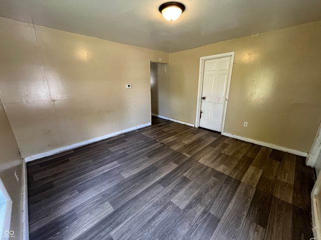5062 W Regent Street, Indianapolis, IN 46241