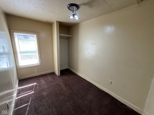 5062 W Regent Street, Indianapolis, IN 46241