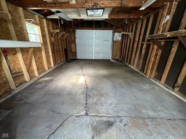 5062 W Regent Street, Indianapolis, IN 46241
