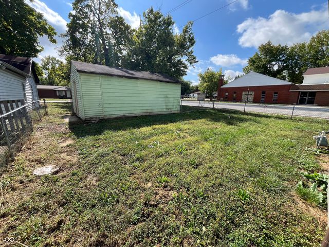 5062 W Regent Street, Indianapolis, IN 46241