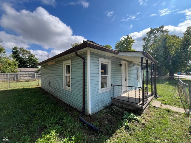 5062 W Regent Street, Indianapolis, IN 46241