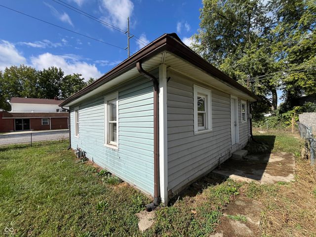 5062 W Regent Street, Indianapolis, IN 46241