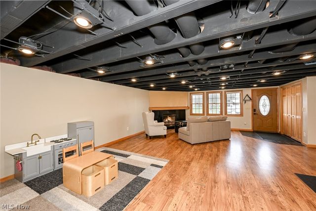 9535 Daniels Road, Seville, OH 44273