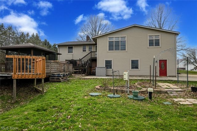 9535 Daniels Road, Seville, OH 44273