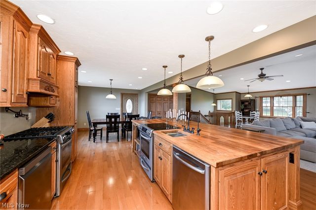 9535 Daniels Road, Seville, OH 44273