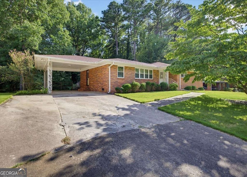 2972 Arrowood Drive, East Point, GA 30344 — photo 2