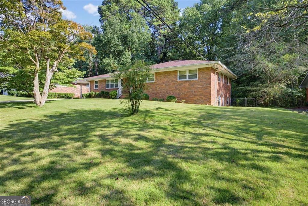 2972 Arrowood Drive, East Point, GA 30344 — photo 4