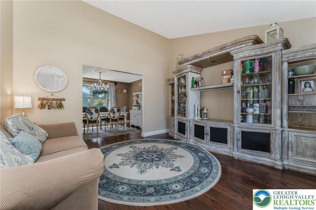3820 Cypress Lane, Bethlehem City, PA 18020